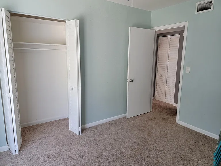 4514 S Gaines Rd — Photo 69