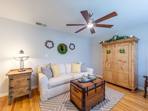 4th image of 195 Jepson Way