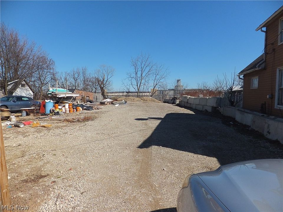 2nd image of 3747 W 13th St