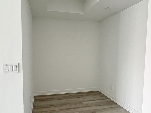 3rd image of 2000 Bathurst St #606