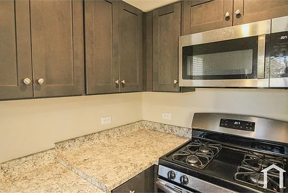 223 N School St #E — Photo 23
