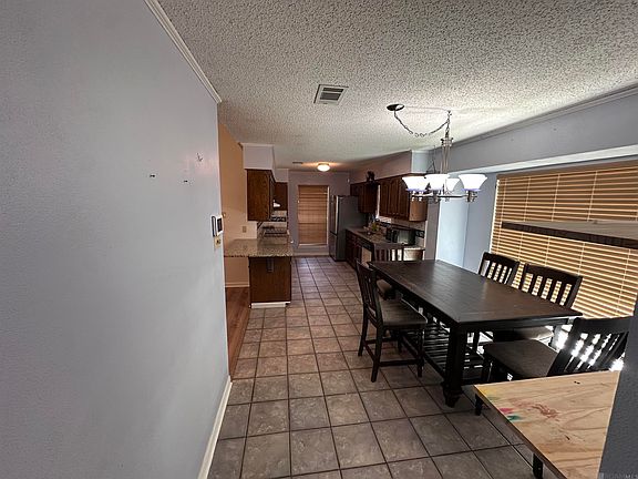 3rd image of 2148 Elkwood Dr