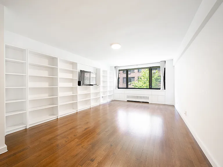 420 E 64th St #W6A — Photo 1