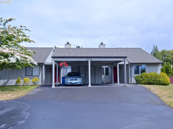 802 NW 133rd St APT A, Vancouver, WA 98685