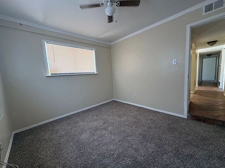 10309 Shoshone St — Photo 7