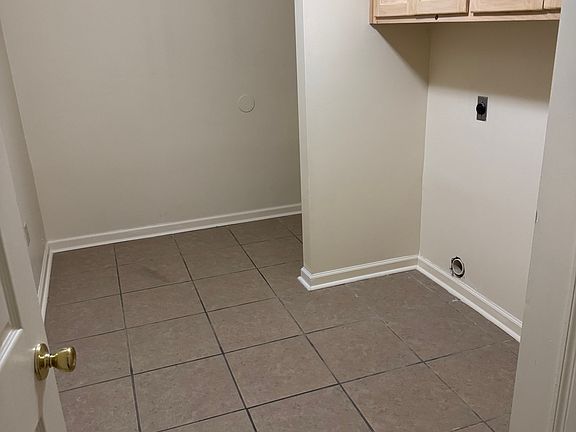 2nd image of 603 Justin Dr