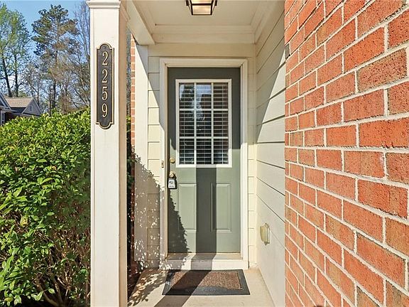 3rd image of 2259 Landing Ridge Dr