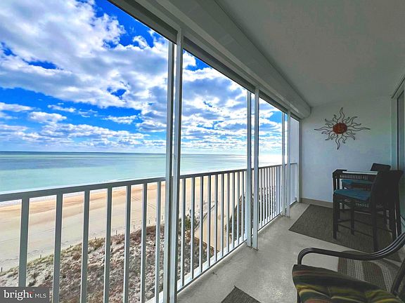 5th image of 3001 Atlantic Ave Unit 801