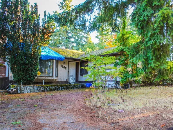 1102 Marchant Rd, Central Saanich, BC V8M 1G1