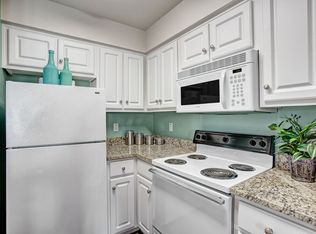 9425 S Riverside Dr APT 1026, Sandy, UT 84070