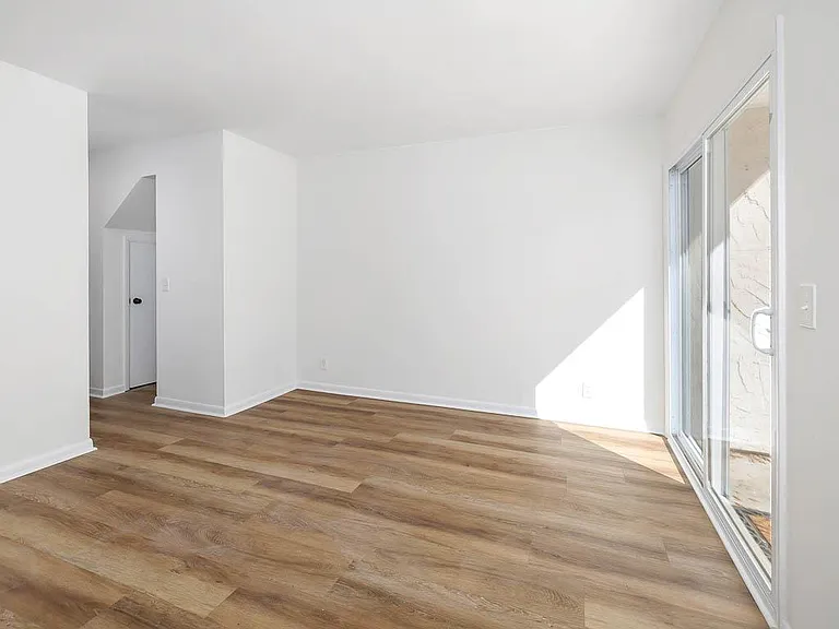 1000 Mallery Street Ext #F57 — Photo 6