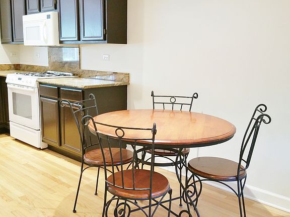 3rd image of 9021 W Heathwood Cir