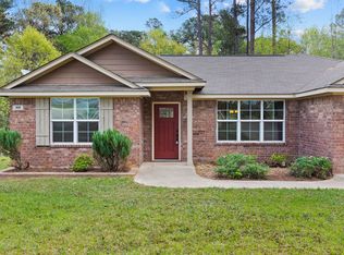 800 Brad Cir, Lindale, TX 75771