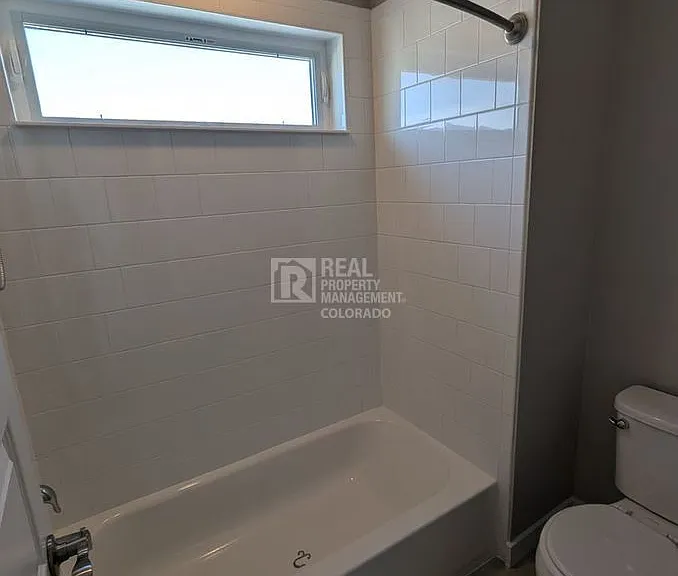 2378 S Troy Ct — Photo 16