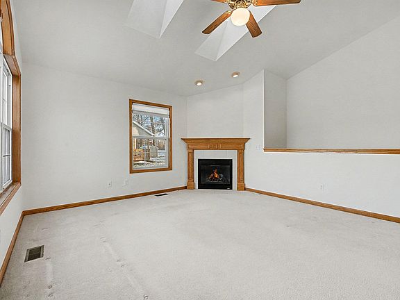 2nd image of 6204 Thistlewood Ave