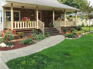 1163 Boyer Rd, Erie, PA 16511