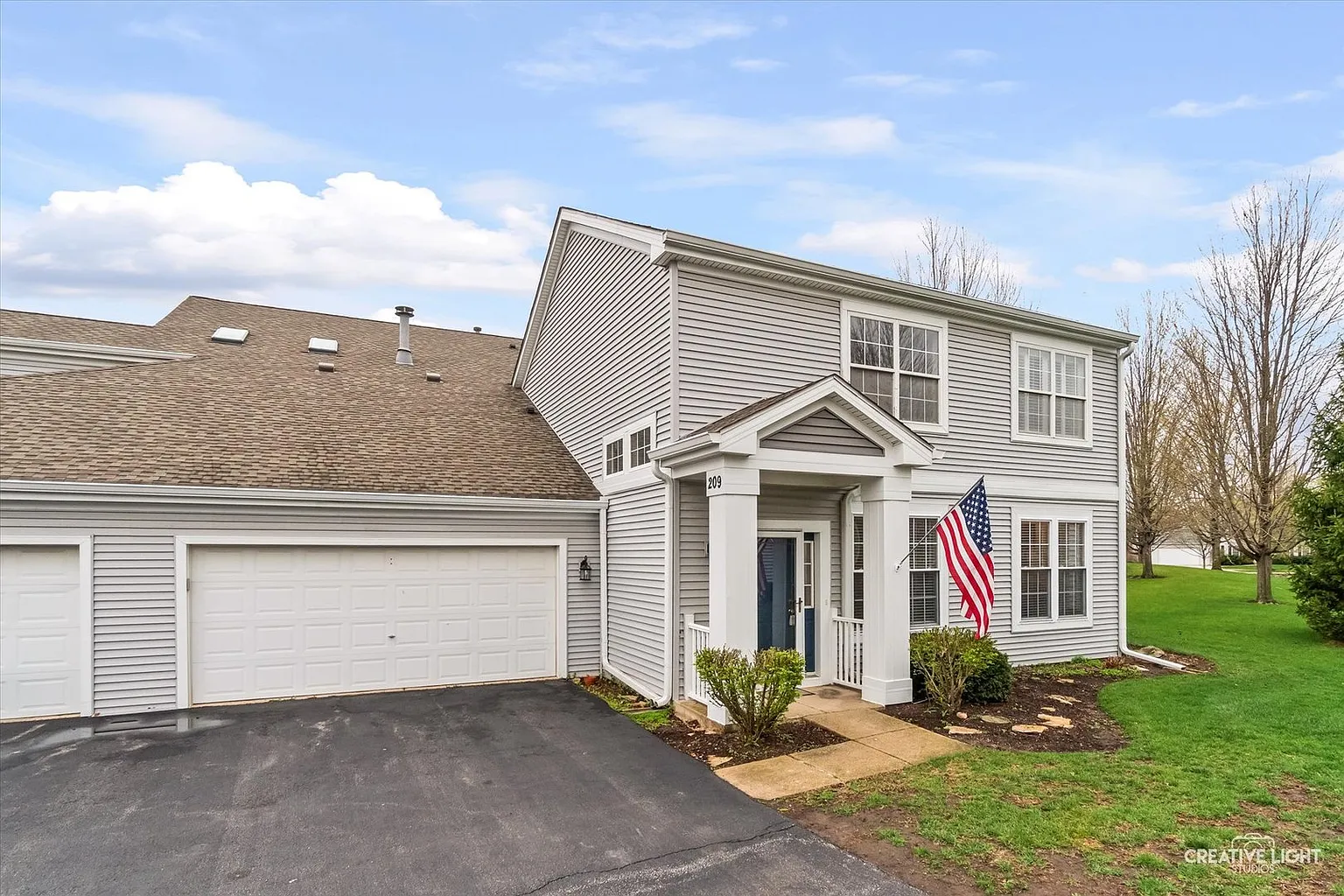 209 Grays Dr photo 1
