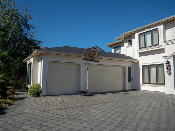 47XX Cabot Dr, Richmond, BC V7C 4J5