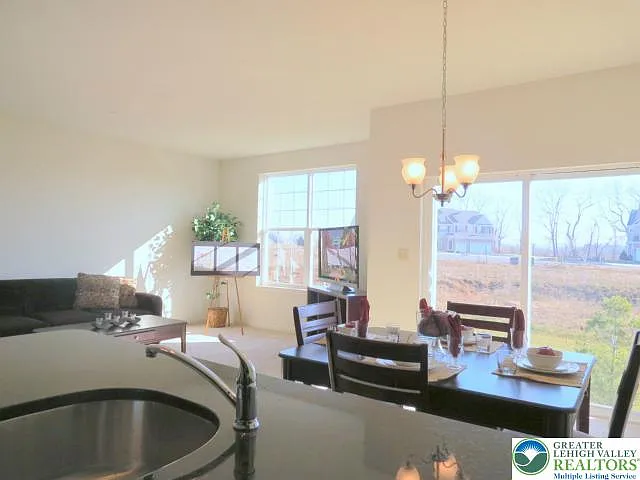 4565 Woodbrush Way — Photo 7