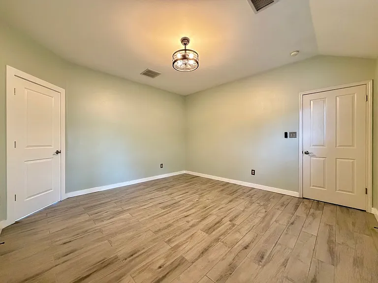 12518 Zeller Ln — Photo 15