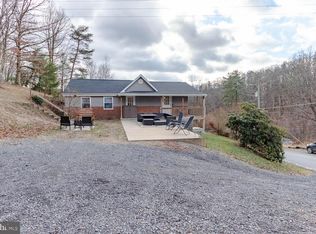 229 Dry Top Rd, Bellefonte, PA 16823