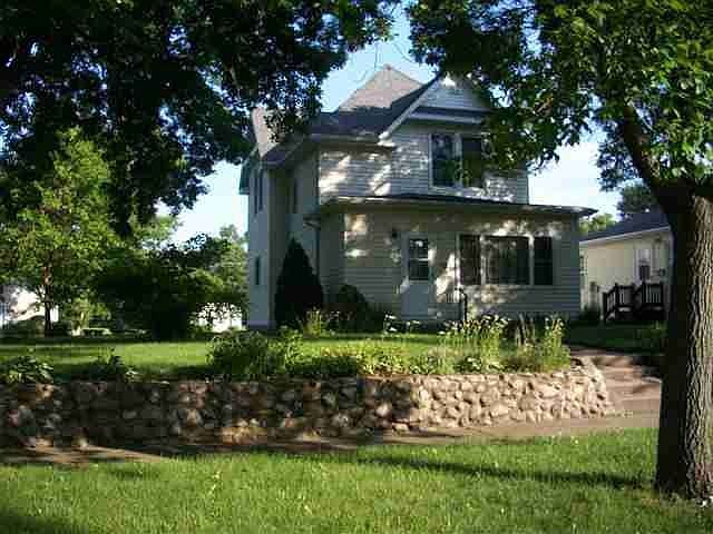 1st image of 407 N Washington St