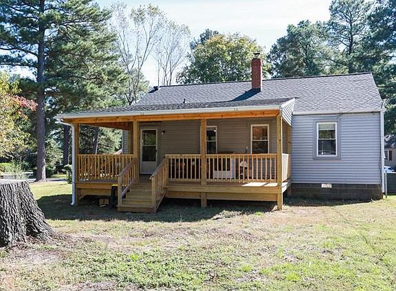 2nd image of 1500 Fort Hill Dr
