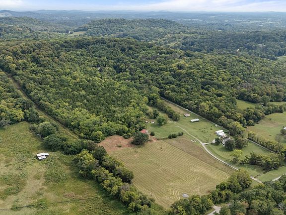 39th image of 1746 Molly Hollow Rd