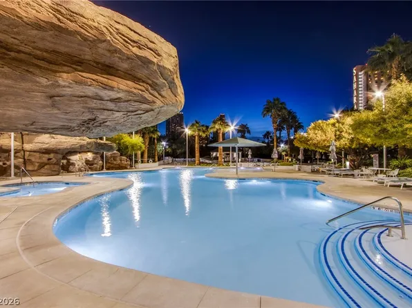 222 Karen Ave Unit 2003, Las Vegas, NV 89109