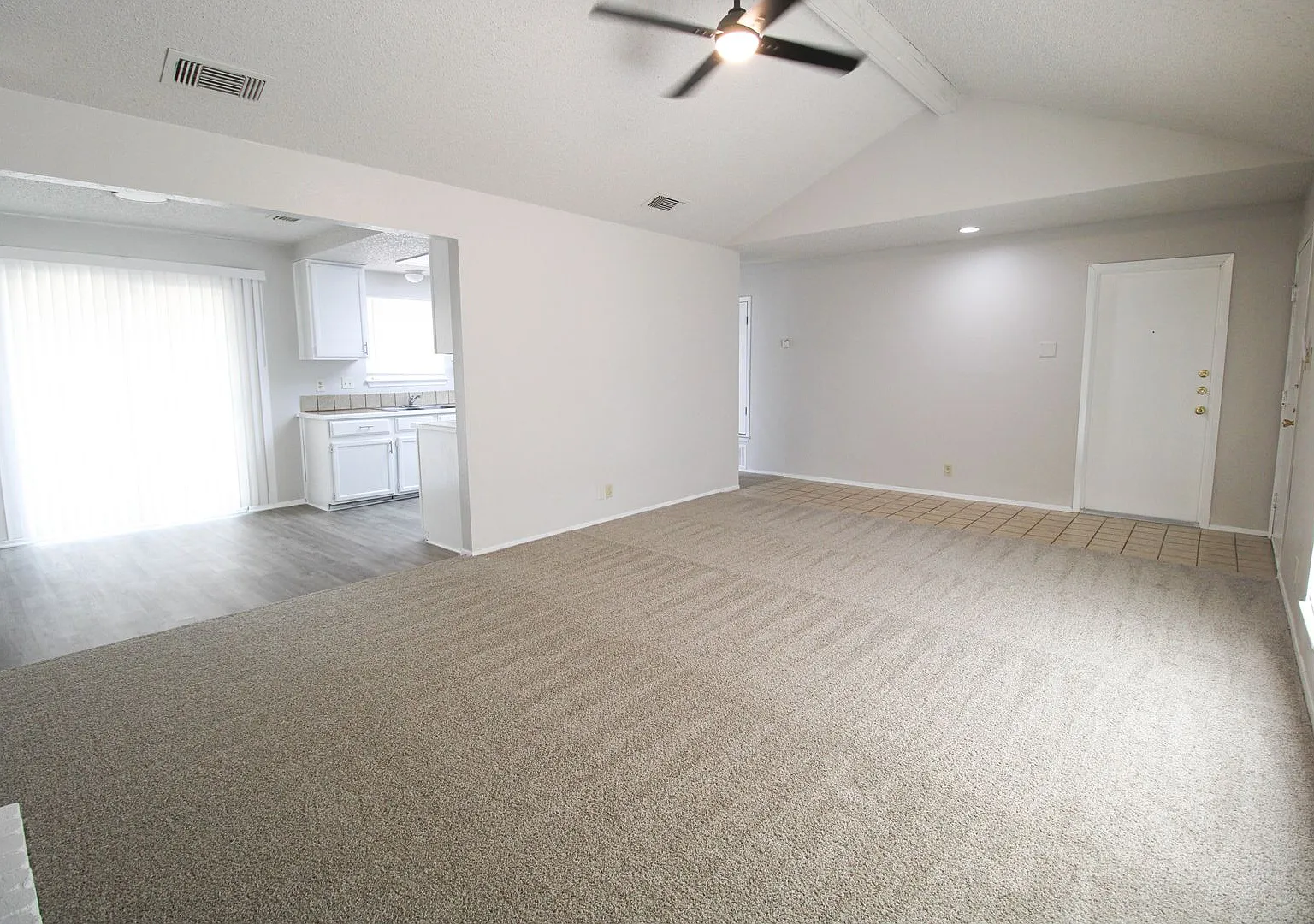 14323 Modesta Place — Photo 3