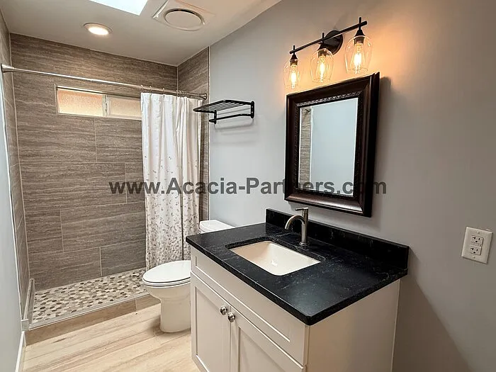 3701 N Park Ave — Photo 6