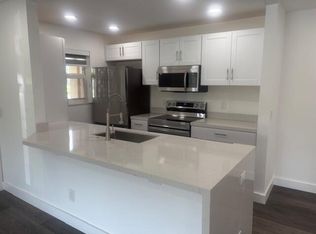 1022 Circle Dr APT D, Delray Beach, FL 33445