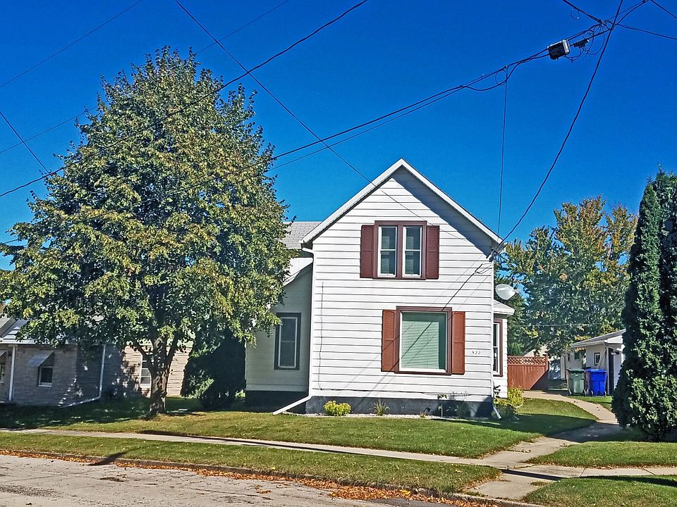 522 Green St, Kaukauna, WI 54130 - Front