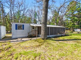 8176 W Pine Grove Beach Dr, Baldwin, MI 49304