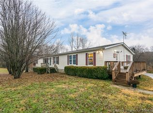 5230 E Kinderhook Rd, Scottsburg, IN 47170