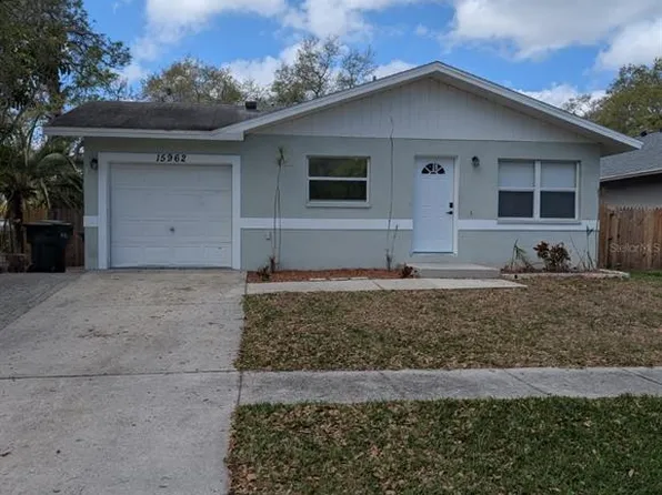 15962 49th St N, Clearwater, FL 33762