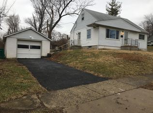 1203 Oakhill Ave, Fairborn, OH 45324