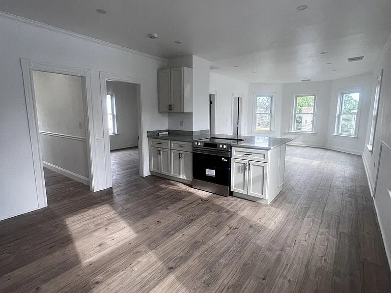 19 Reeves St #2 — Photo 9