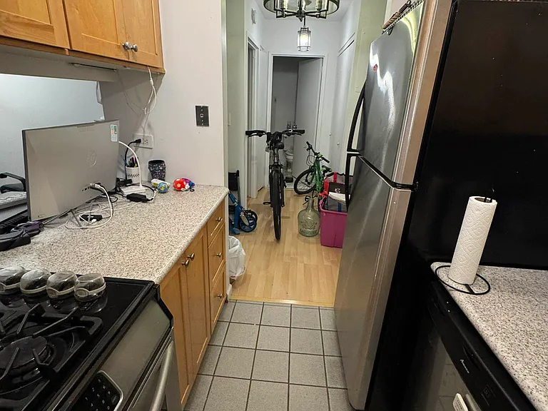 280 Rector Pl #4A — Photo 6