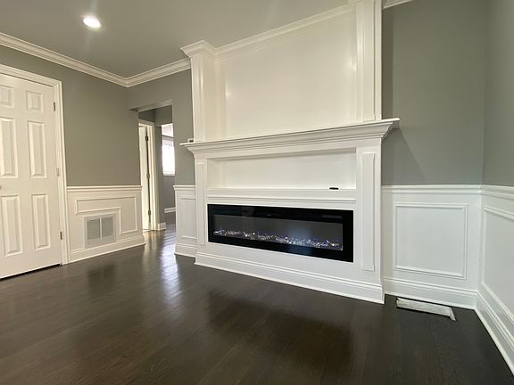 3rd image of 12530 S Justine St
