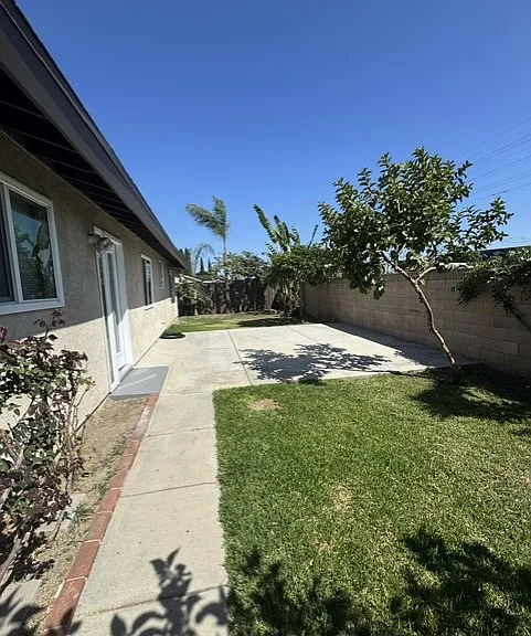 7242 Dinwiddie St — Photo 13