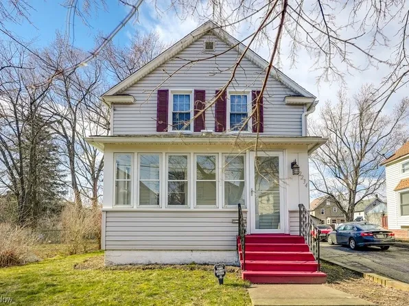 2234 25th St SW, Akron, OH 44314