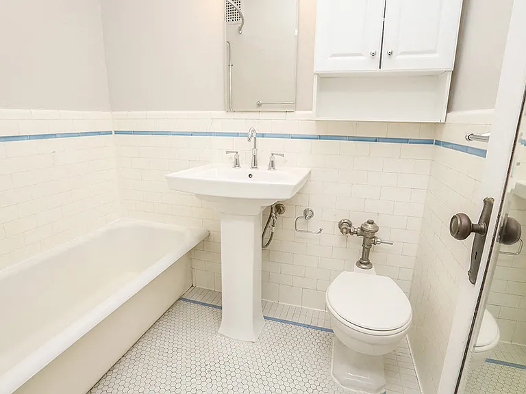 3030 E 17th Ave — Photo 31
