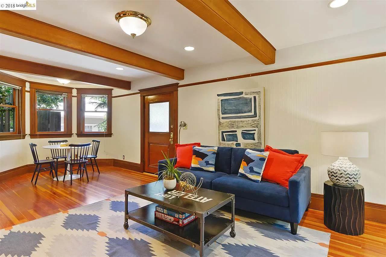 2 bed, 950 sqft, $3,350 — Photo 3