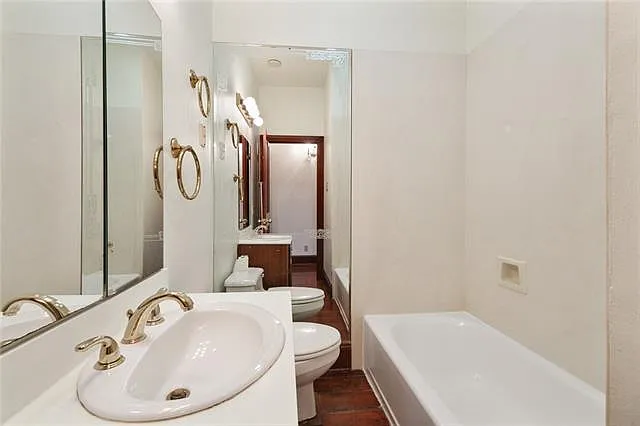 310 N Rampart St #D — Photo 8