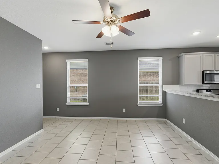 7422 French Quarter Ct — Photo 11