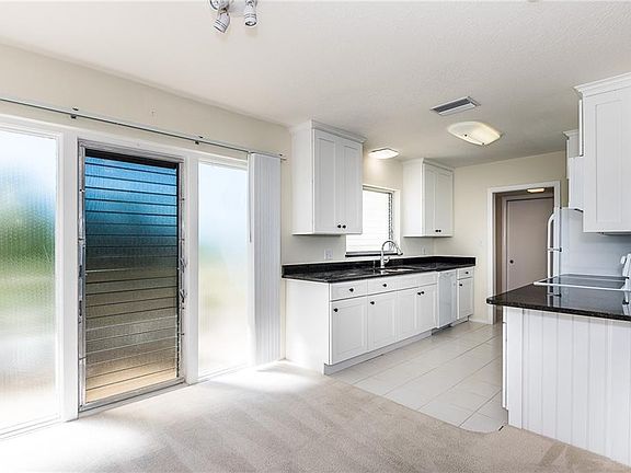 5th image of 1710 Jamaica Way #1