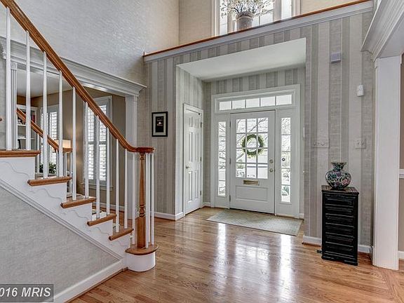 Two Story Entrance Foyer