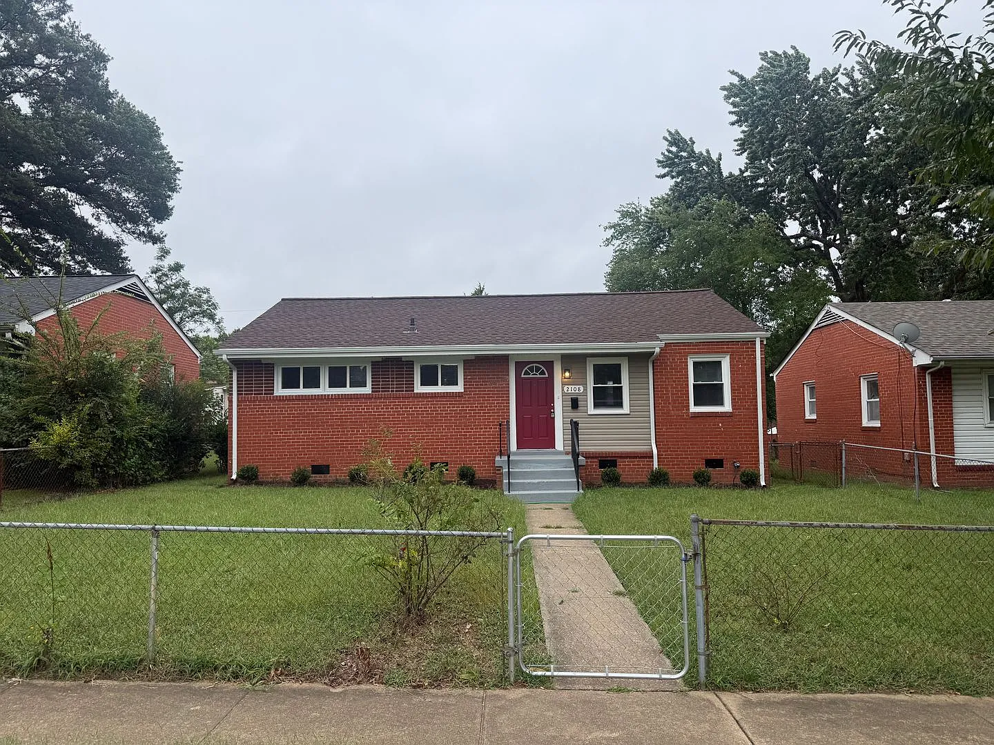newly renovated 3-bedroom 1 bath ranch style house — Photo 1