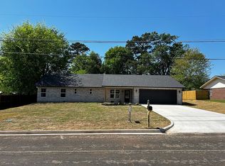 218 McKinley Ln, Longview, TX 75604